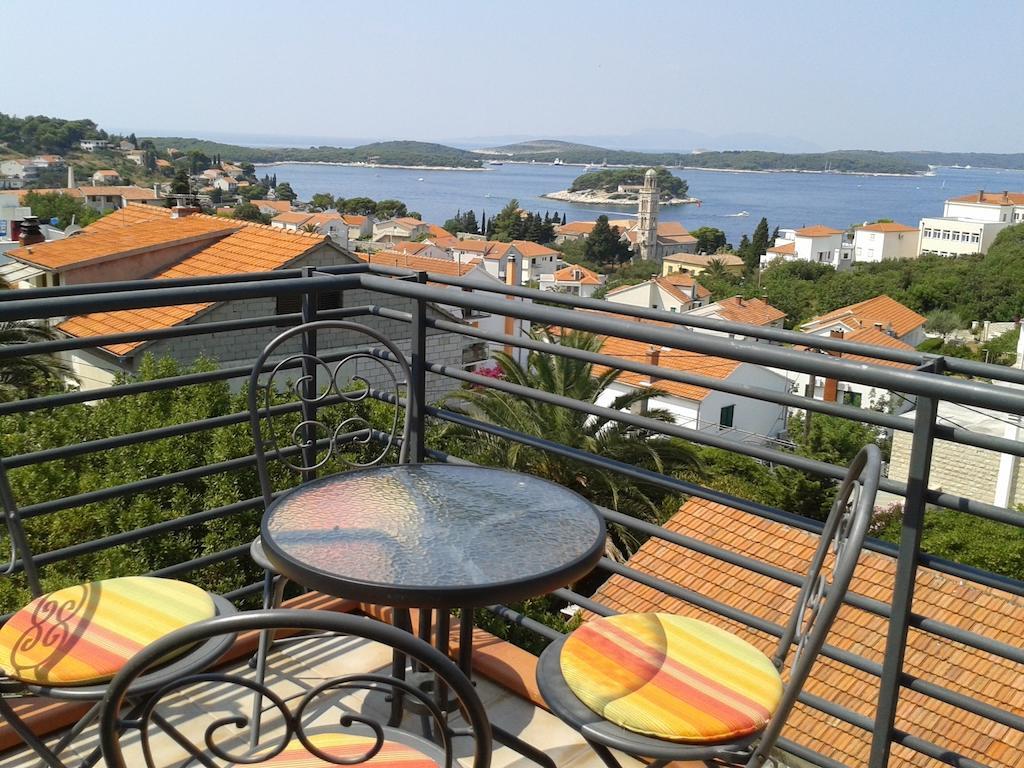 Apartment On Hvar Island Хвар Стая снимка