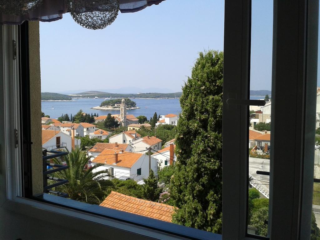 Apartment On Hvar Island Хвар Стая снимка