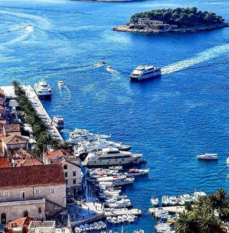 Apartment On Hvar Island Хвар Екстериор снимка