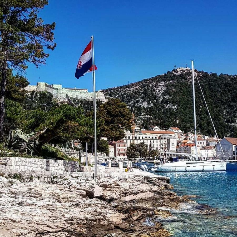 Apartment On Hvar Island Хвар Екстериор снимка