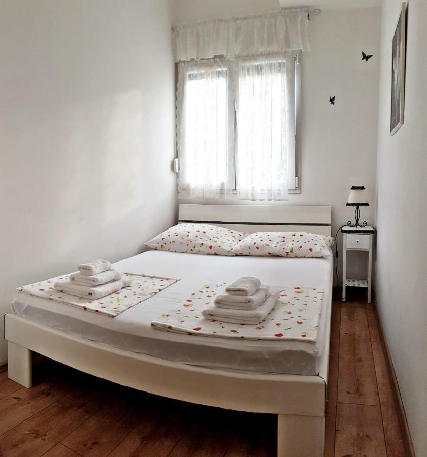 Apartment On Hvar Island Хвар Екстериор снимка
